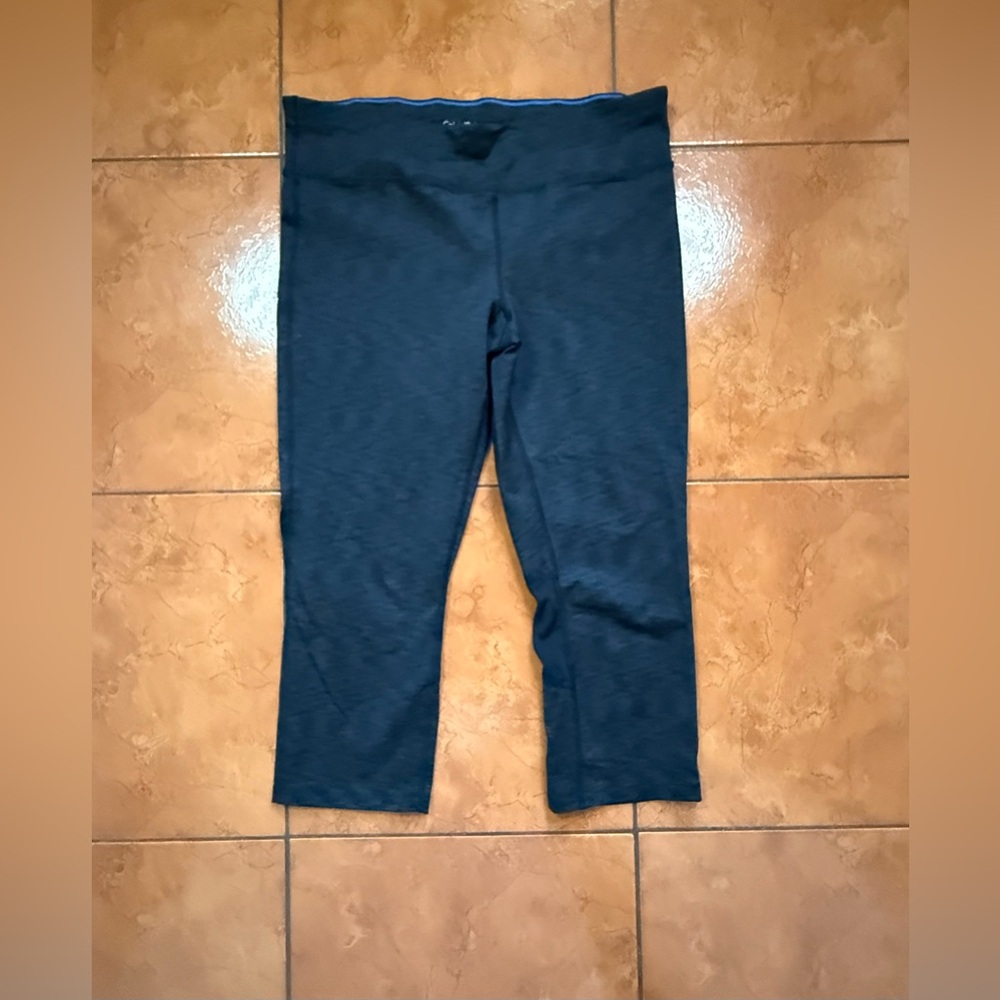 Calvin Klein Capri
